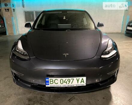 Серый Тесла Модель 3, объемом двигателя 0 л и пробегом 118 тыс. км за 19950 $, фото 2 на Automoto.ua