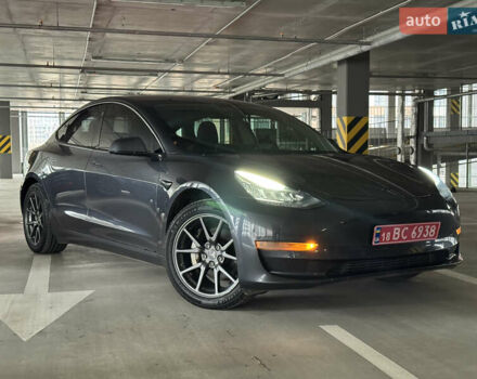 Серый Тесла Модель 3, объемом двигателя 0 л и пробегом 198 тыс. км за 15300 $, фото 48 на Automoto.ua