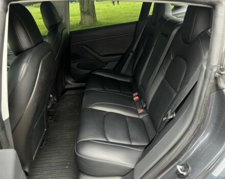 Сірий Тесла Модель 3, об'ємом двигуна 0 л та пробігом 77 тис. км за 17499 $, фото 17 на Automoto.ua