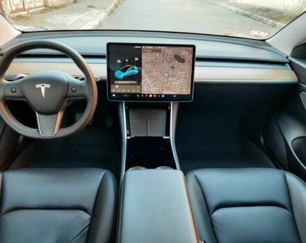 Сірий Тесла Модель 3, об'ємом двигуна 0 л та пробігом 79 тис. км за 12900 $, фото 5 на Automoto.ua