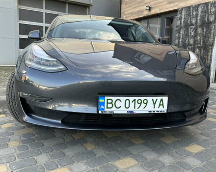 Серый Тесла Модель 3, объемом двигателя 0 л и пробегом 16 тыс. км за 22500 $, фото 5 на Automoto.ua