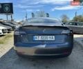 Серый Тесла Модель 3, объемом двигателя 0 л и пробегом 90 тыс. км за 16950 $, фото 5 на Automoto.ua