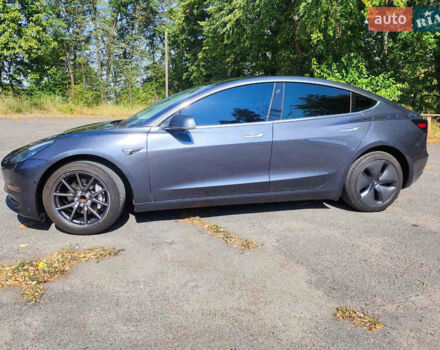 Сірий Тесла Модель 3, об'ємом двигуна 0 л та пробігом 83 тис. км за 15500 $, фото 1 на Automoto.ua