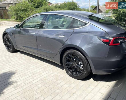Сірий Тесла Модель 3, об'ємом двигуна 0 л та пробігом 59 тис. км за 13900 $, фото 5 на Automoto.ua