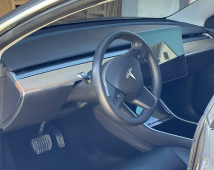 Сірий Тесла Модель 3, об'ємом двигуна 0 л та пробігом 60 тис. км за 16300 $, фото 25 на Automoto.ua