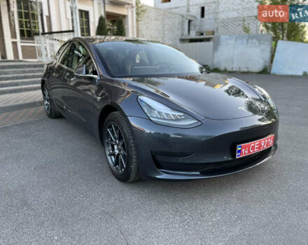Серый Тесла Модель 3, объемом двигателя 0 л и пробегом 69 тыс. км за 16999 $, фото 61 на Automoto.ua