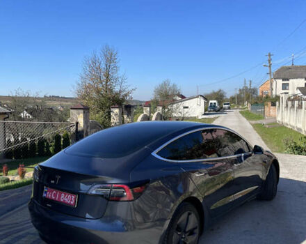 Сірий Тесла Модель 3, об'ємом двигуна 0 л та пробігом 60 тис. км за 16300 $, фото 17 на Automoto.ua