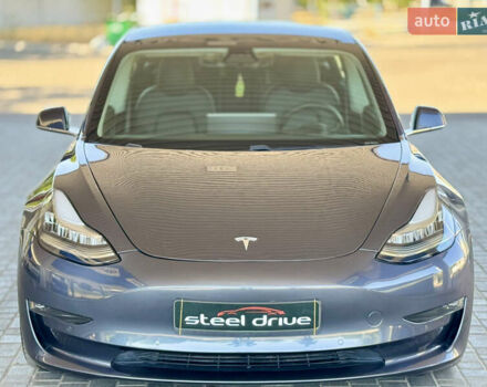 Сірий Тесла Модель 3, об'ємом двигуна 0 л та пробігом 92 тис. км за 18499 $, фото 1 на Automoto.ua
