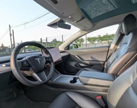 Тесла Модель 3 2020 в Луцке на Automoto.ua Серый Тесла Модель 3, объемом двигателя 0 л и пробегом 60 тыс. км за 23400 $, фото 5 на Automoto.ua