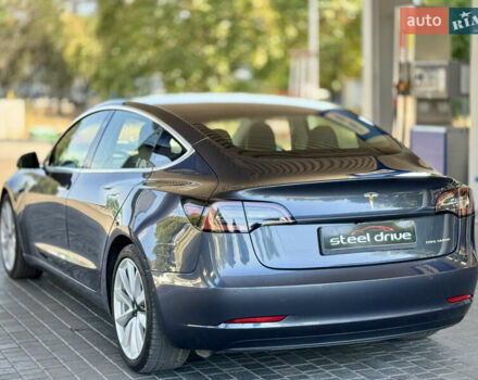 Сірий Тесла Модель 3, об'ємом двигуна 0 л та пробігом 92 тис. км за 18499 $, фото 3 на Automoto.ua
