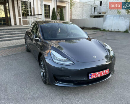 Серый Тесла Модель 3, объемом двигателя 0 л и пробегом 69 тыс. км за 16999 $, фото 62 на Automoto.ua