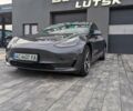Серый Тесла Модель 3, объемом двигателя 0 л и пробегом 60 тыс. км за 19950 $, фото 25 на Automoto.ua