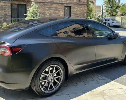 Тесла Модель 3 2020 в Львове на Automoto.ua Серый Тесла Модель 3, объемом двигателя 0 л и пробегом 70 тыс. км за 16000 $, фото 7 на Automoto.ua