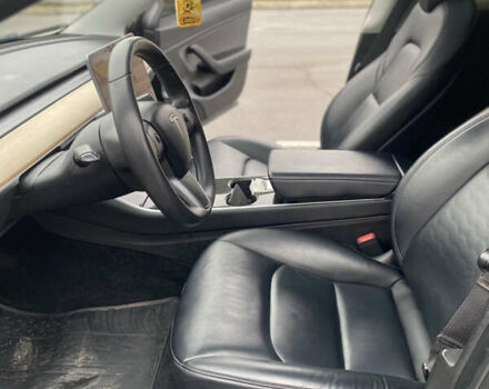 Серый Тесла Модель 3, объемом двигателя 0 л и пробегом 106 тыс. км за 17999 $, фото 23 на Automoto.ua