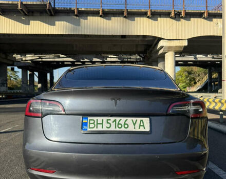 Тесла Модель 3 2020 в Одессе на Automoto.ua Серый Тесла Модель 3, объемом двигателя 0 л и пробегом 165 тыс. км за 17800 $, фото 3 на Automoto.ua