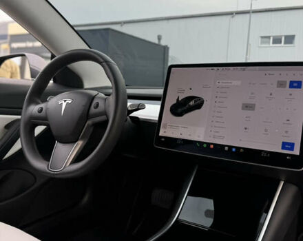 Серый Тесла Модель 3, объемом двигателя 0 л и пробегом 89 тыс. км за 19300 $, фото 6 на Automoto.ua