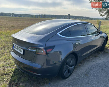 Серый Тесла Модель 3, объемом двигателя 0 л и пробегом 74 тыс. км за 20000 $, фото 5 на Automoto.ua
