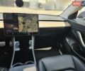 Сірий Тесла Модель 3, об'ємом двигуна 0 л та пробігом 107 тис. км за 22500 $, фото 16 на Automoto.ua