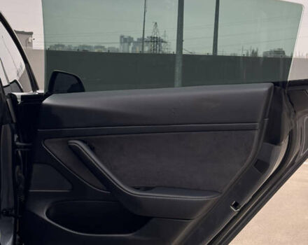 Серый Тесла Модель 3, объемом двигателя 0 л и пробегом 198 тыс. км за 15300 $, фото 40 на Automoto.ua