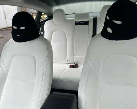 Сірий Тесла Модель 3, об'ємом двигуна 0 л та пробігом 29 тис. км за 14200 $, фото 17 на Automoto.ua