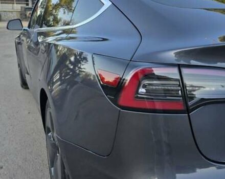 Серый Тесла Модель 3, объемом двигателя 0 л и пробегом 94 тыс. км за 15450 $, фото 2 на Automoto.ua