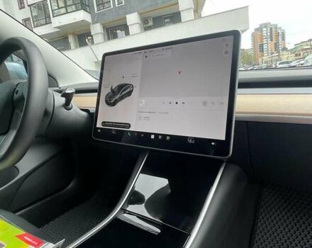 Сірий Тесла Модель 3, об'ємом двигуна 0 л та пробігом 44 тис. км за 32900 $, фото 7 на Automoto.ua