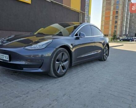 Серый Тесла Модель 3, объемом двигателя 0 л и пробегом 94 тыс. км за 15450 $, фото 6 на Automoto.ua