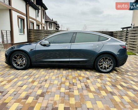 Серый Тесла Модель 3, объемом двигателя 0 л и пробегом 89 тыс. км за 14999 $, фото 7 на Automoto.ua