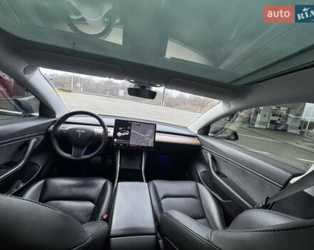 Серый Тесла Модель 3, объемом двигателя 0 л и пробегом 114 тыс. км за 19500 $, фото 17 на Automoto.ua