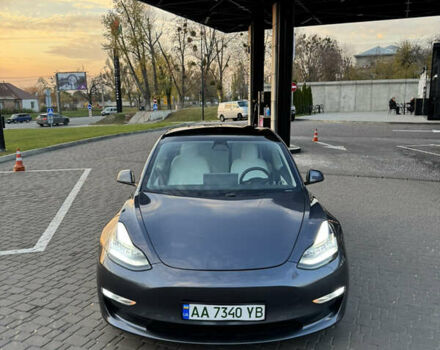Сірий Тесла Модель 3, об'ємом двигуна 0 л та пробігом 111 тис. км за 16850 $, фото 4 на Automoto.ua