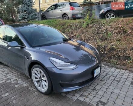 Серый Тесла Модель 3, объемом двигателя 0 л и пробегом 121 тыс. км за 23000 $, фото 5 на Automoto.ua