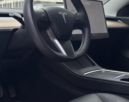 Серый Тесла Модель 3, объемом двигателя 0 л и пробегом 198 тыс. км за 15300 $, фото 23 на Automoto.ua