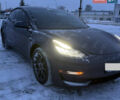 Серый Тесла Модель 3, объемом двигателя 0 л и пробегом 92 тыс. км за 15700 $, фото 3 на Automoto.ua