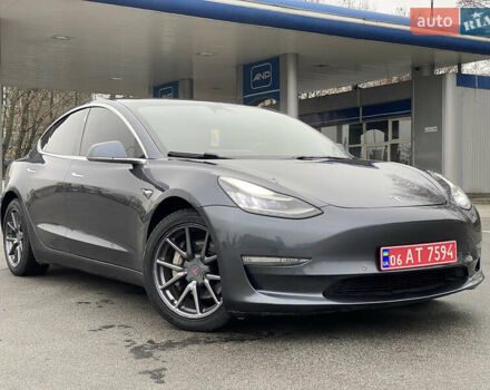 Серый Тесла Модель 3, объемом двигателя 0 л и пробегом 106 тыс. км за 17999 $, фото 13 на Automoto.ua