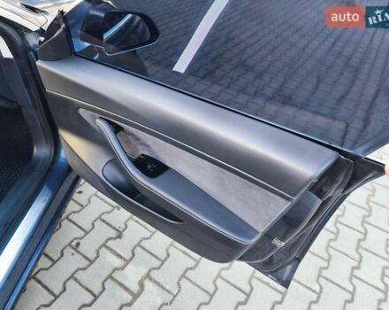 Сірий Тесла Модель 3, об'ємом двигуна 0 л та пробігом 90 тис. км за 16500 $, фото 14 на Automoto.ua