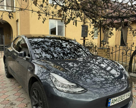 Серый Тесла Модель 3, объемом двигателя 0 л и пробегом 126 тыс. км за 21000 $, фото 5 на Automoto.ua