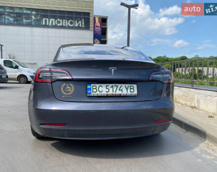 Сірий Тесла Модель 3, об'ємом двигуна 0 л та пробігом 91 тис. км за 11500 $, фото 5 на Automoto.ua
