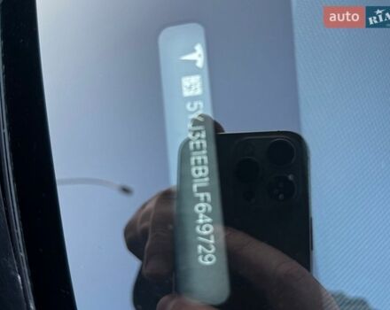 Серый Тесла Модель 3, объемом двигателя 0 л и пробегом 90 тыс. км за 18700 $, фото 29 на Automoto.ua