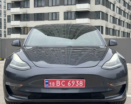 Серый Тесла Модель 3, объемом двигателя 0 л и пробегом 198 тыс. км за 15300 $, фото 2 на Automoto.ua