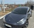 Серый Тесла Модель 3, объемом двигателя 0 л и пробегом 65 тыс. км за 16000 $, фото 2 на Automoto.ua