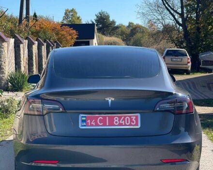 Серый Тесла Модель 3, объемом двигателя 0 л и пробегом 60 тыс. км за 12200 $, фото 6 на Automoto.ua