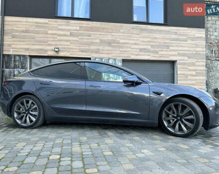 Серый Тесла Модель 3, объемом двигателя 0 л и пробегом 16 тыс. км за 22500 $, фото 16 на Automoto.ua