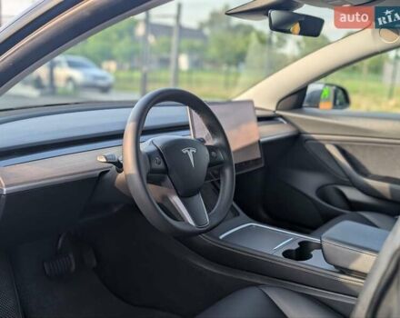Тесла Модель 3 2020 в Луцке на Automoto.ua Серый Тесла Модель 3, объемом двигателя 0 л и пробегом 60 тыс. км за 23400 $, фото 6 на Automoto.ua