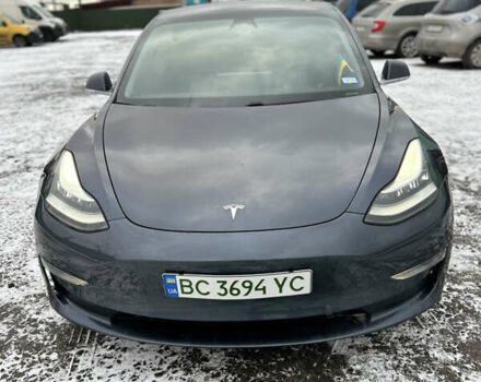 Серый Тесла Модель 3, объемом двигателя 0 л и пробегом 183 тыс. км за 16900 $, фото 1 на Automoto.ua
