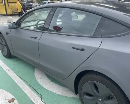Сірий Тесла Модель 3, об'ємом двигуна 0 л та пробігом 143 тис. км за 15555 $, фото 6 на Automoto.ua
