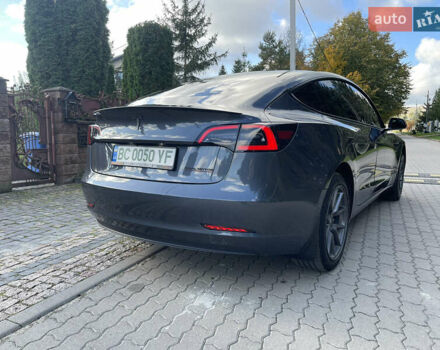 Сірий Тесла Модель 3, об'ємом двигуна 0 л та пробігом 61 тис. км за 21700 $, фото 9 на Automoto.ua