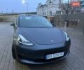 Серый Тесла Модель 3, объемом двигателя 0 л и пробегом 49 тыс. км за 18900 $, фото 1 на Automoto.ua