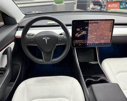 Серый Тесла Модель 3, объемом двигателя 0 л и пробегом 114 тыс. км за 17000 $, фото 10 на Automoto.ua