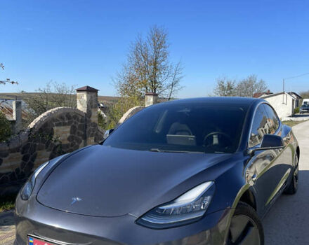 Сірий Тесла Модель 3, об'ємом двигуна 0 л та пробігом 60 тис. км за 16300 $, фото 16 на Automoto.ua