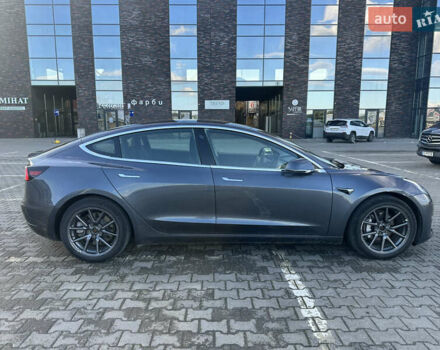 Сірий Тесла Модель 3, об'ємом двигуна 0 л та пробігом 99 тис. км за 17199 $, фото 6 на Automoto.ua